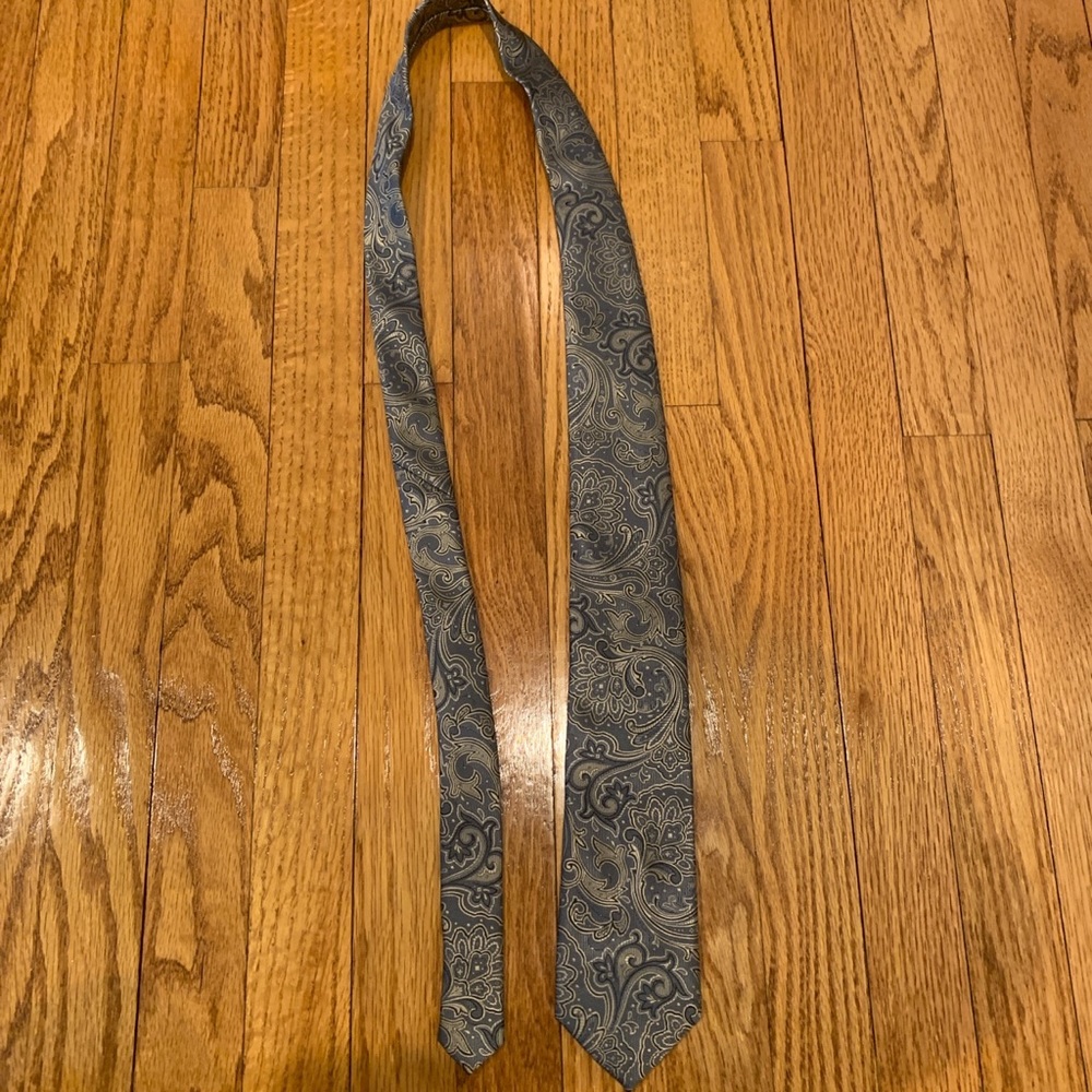 nini rusi paisley hand made tie
